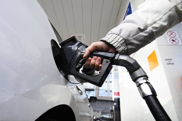 Gas prices expected to drop Friday, though relief won’t last long: expert
